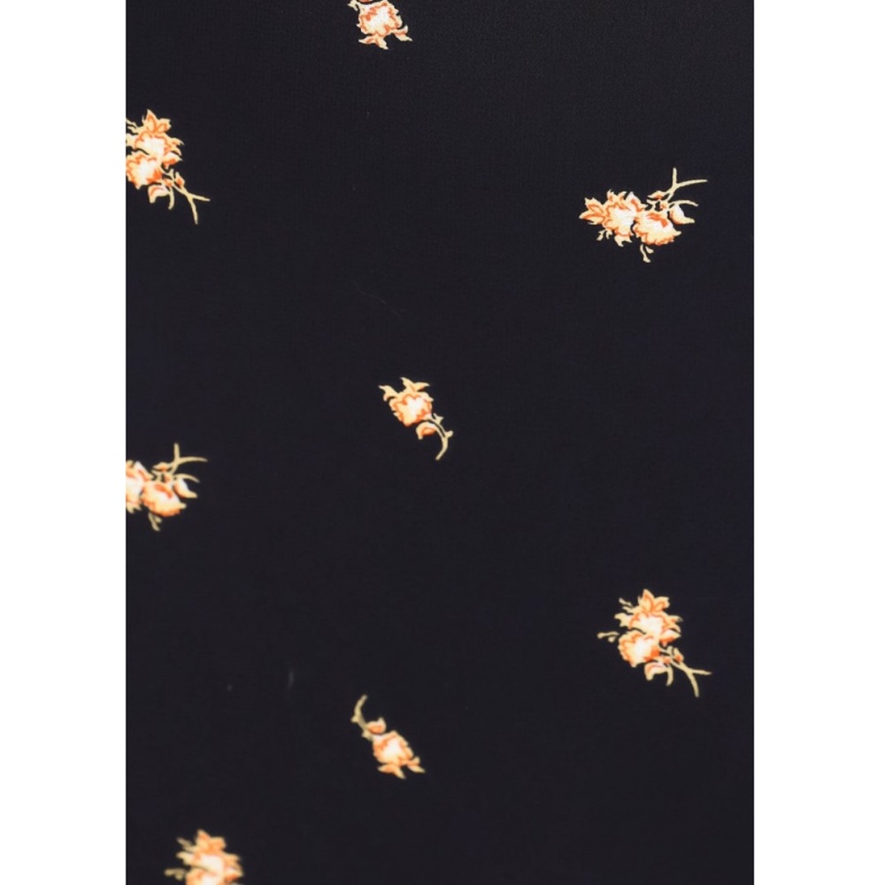 🆕Navy print wrap around dress - Picture 7 of 8